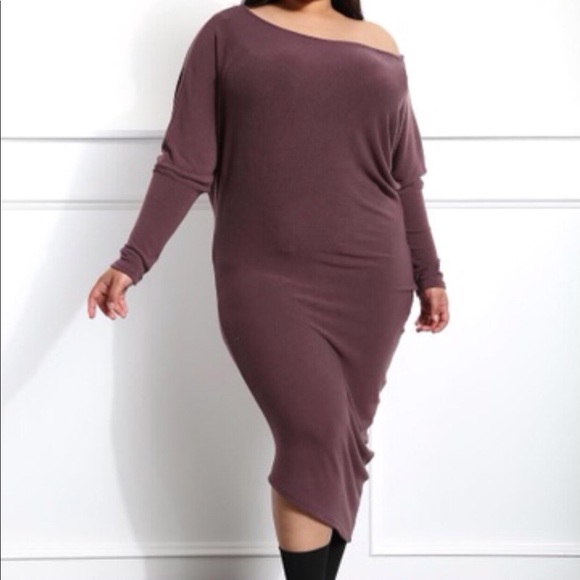 Dolman Like Dress - Picture 4 of 7